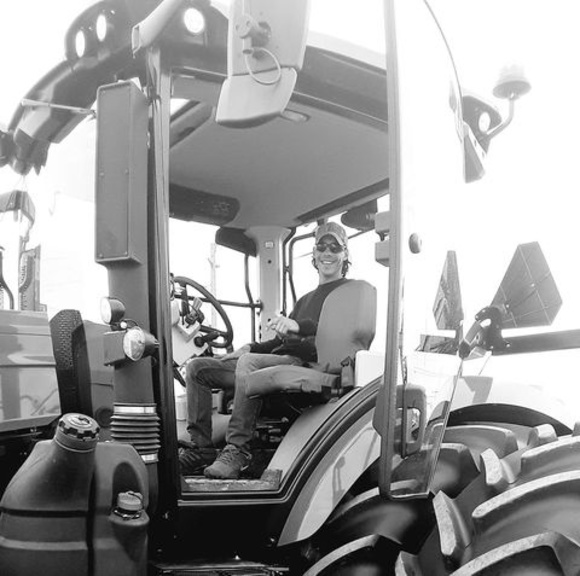 Meet your Posher, Tyler - Picture 1 of 1